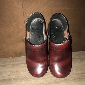 Dansko size 38